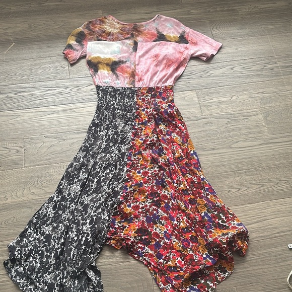 Desigual | Asymmetric Patch Print Dress / Make Love Not War / Floral Size 38 - Picture 15 of 16